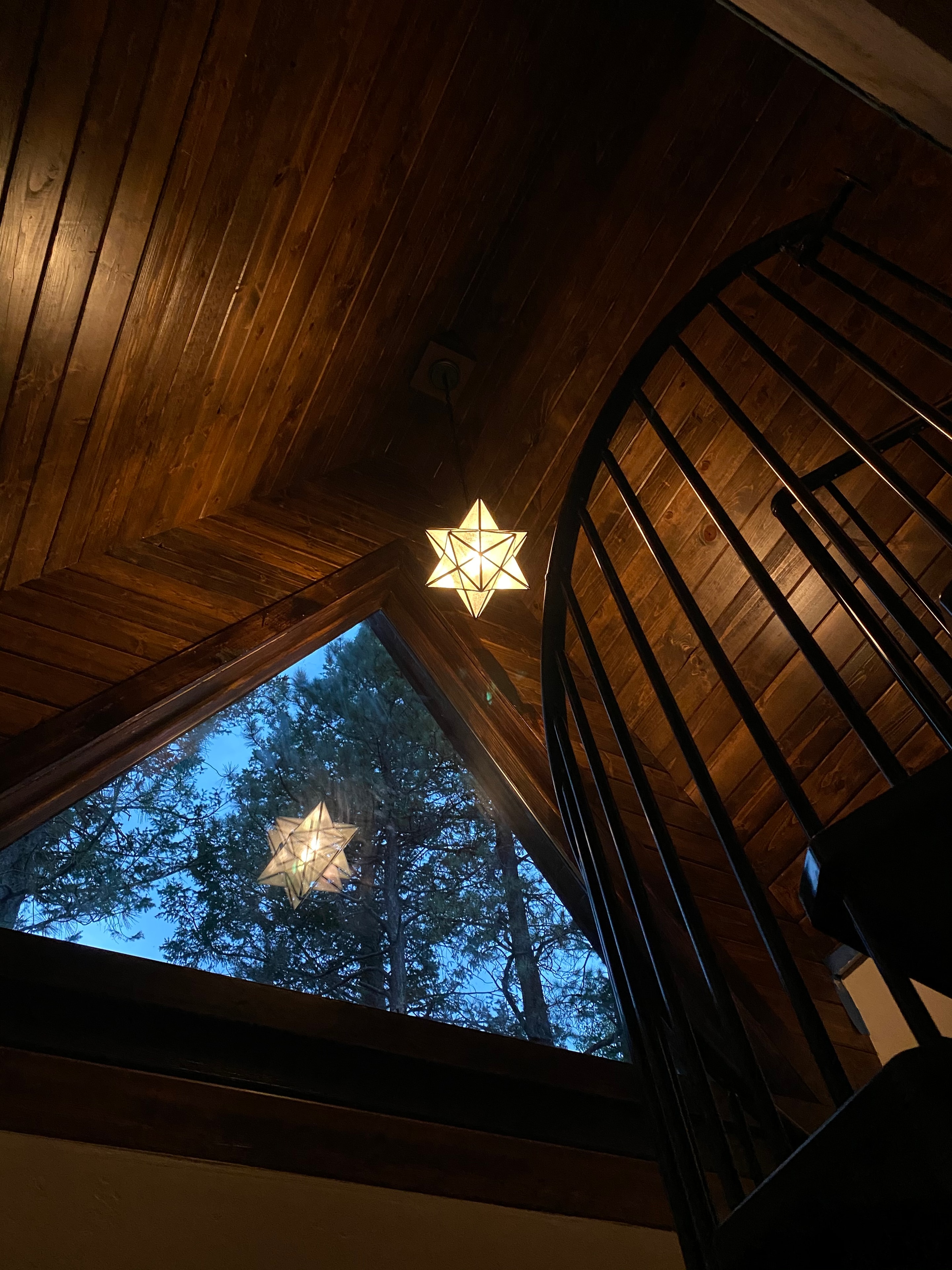 Arizona mountain cabin photo