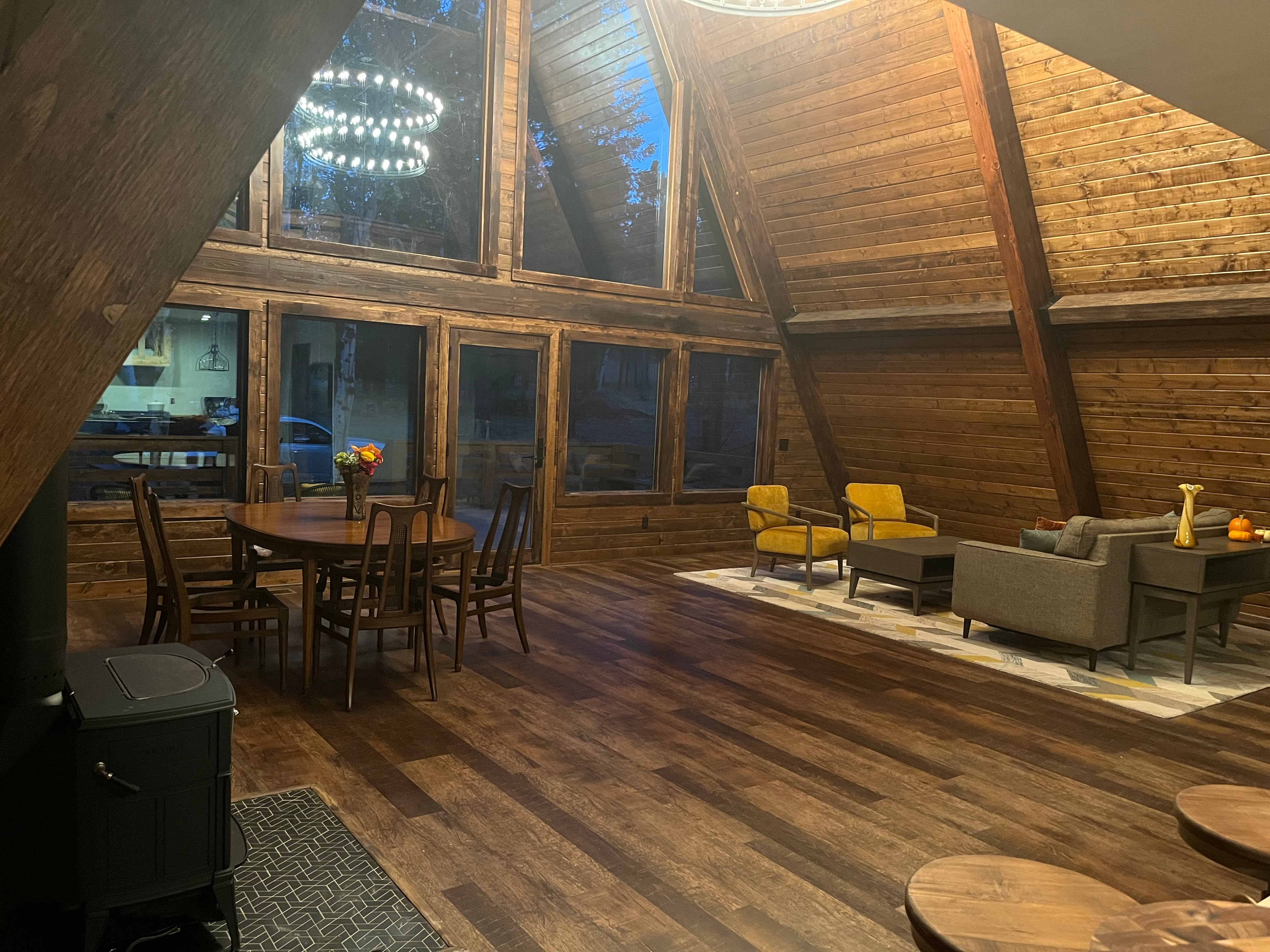 Arizona mountain cabin photo