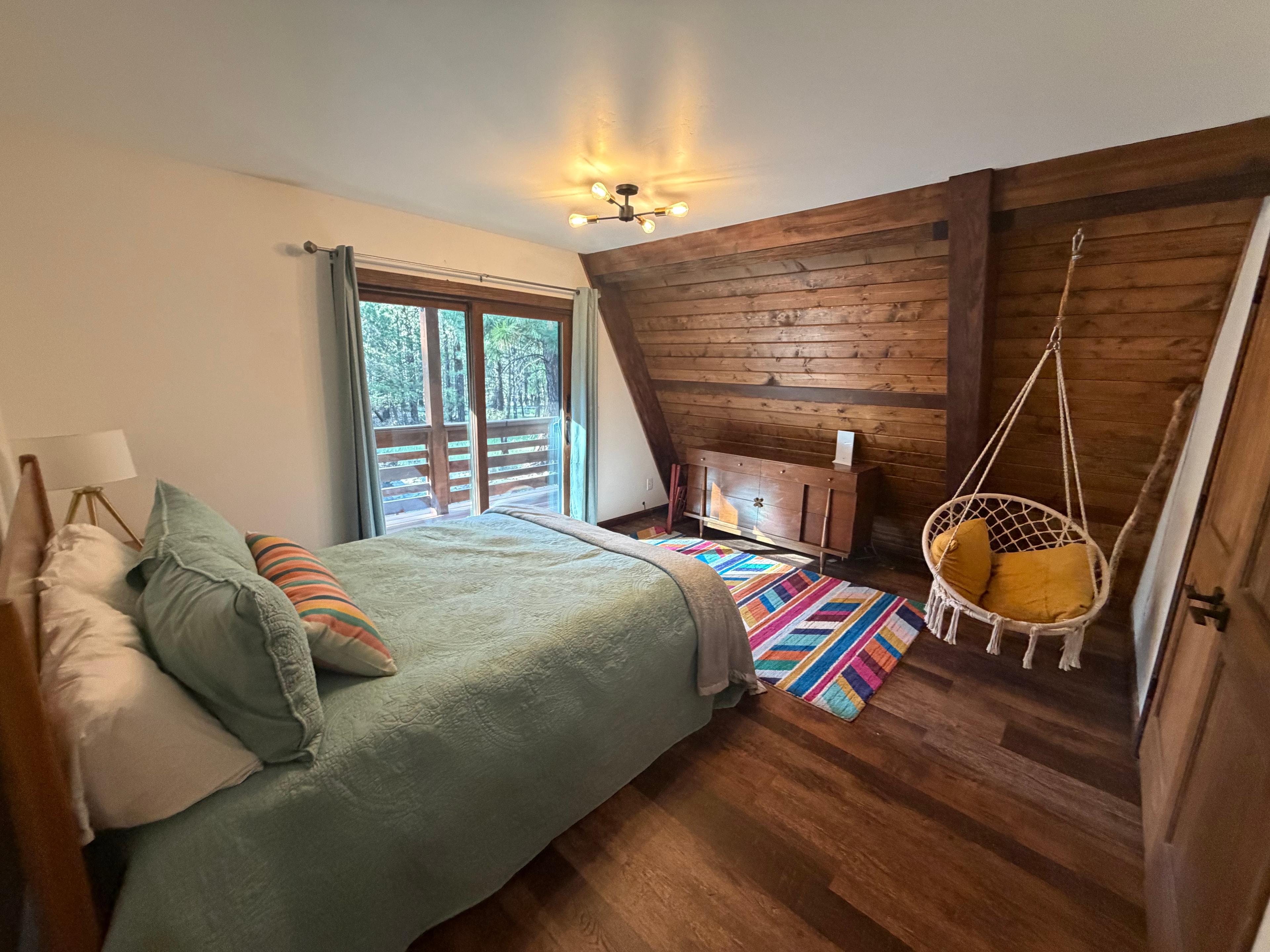 Arizona mountain cabin photo